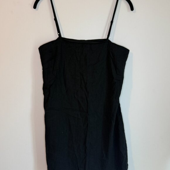 Elegant Black Spaghetti Strap Dress - Picture 2 of 7